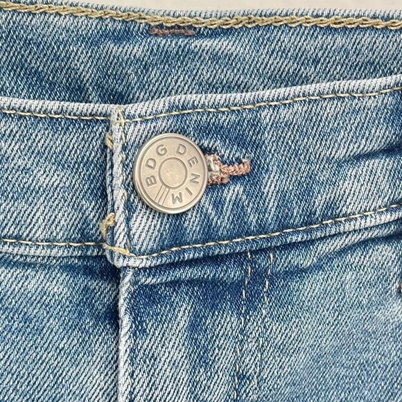 BDG Denim Womens Girlfriend Jeans Light Wash Stretch Mid Rise Blue Size 26 - Picture 6 of 12